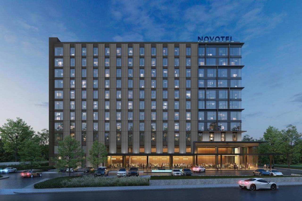 Novotel Bangkok Future Park Rangsit Pathum Thani Exterior photo